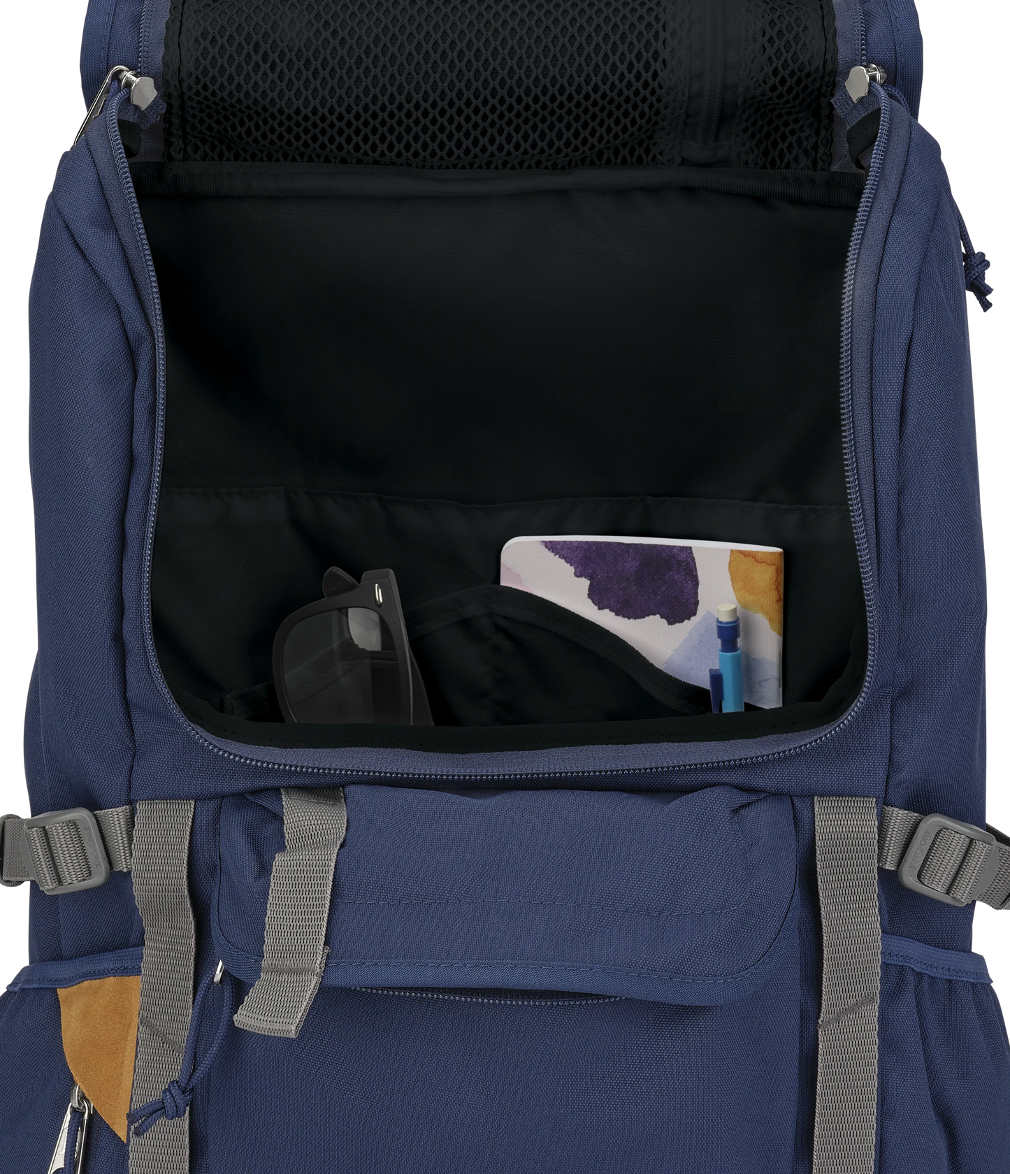 hatchet-backpack-w2 JS0A47J4003-DET3.webp