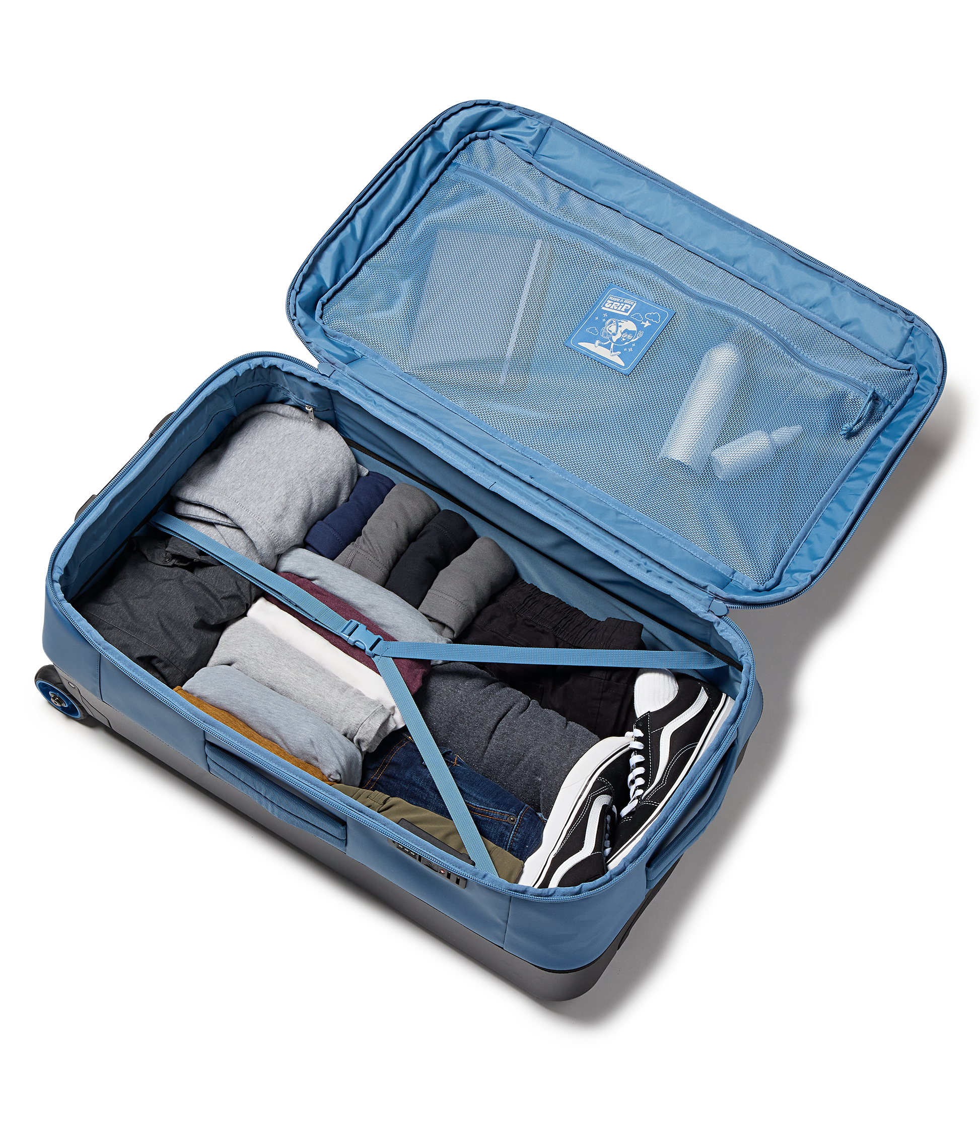good-latitude-30-rolling-duffel-a2 JS0A86EOEW5-DET3.png