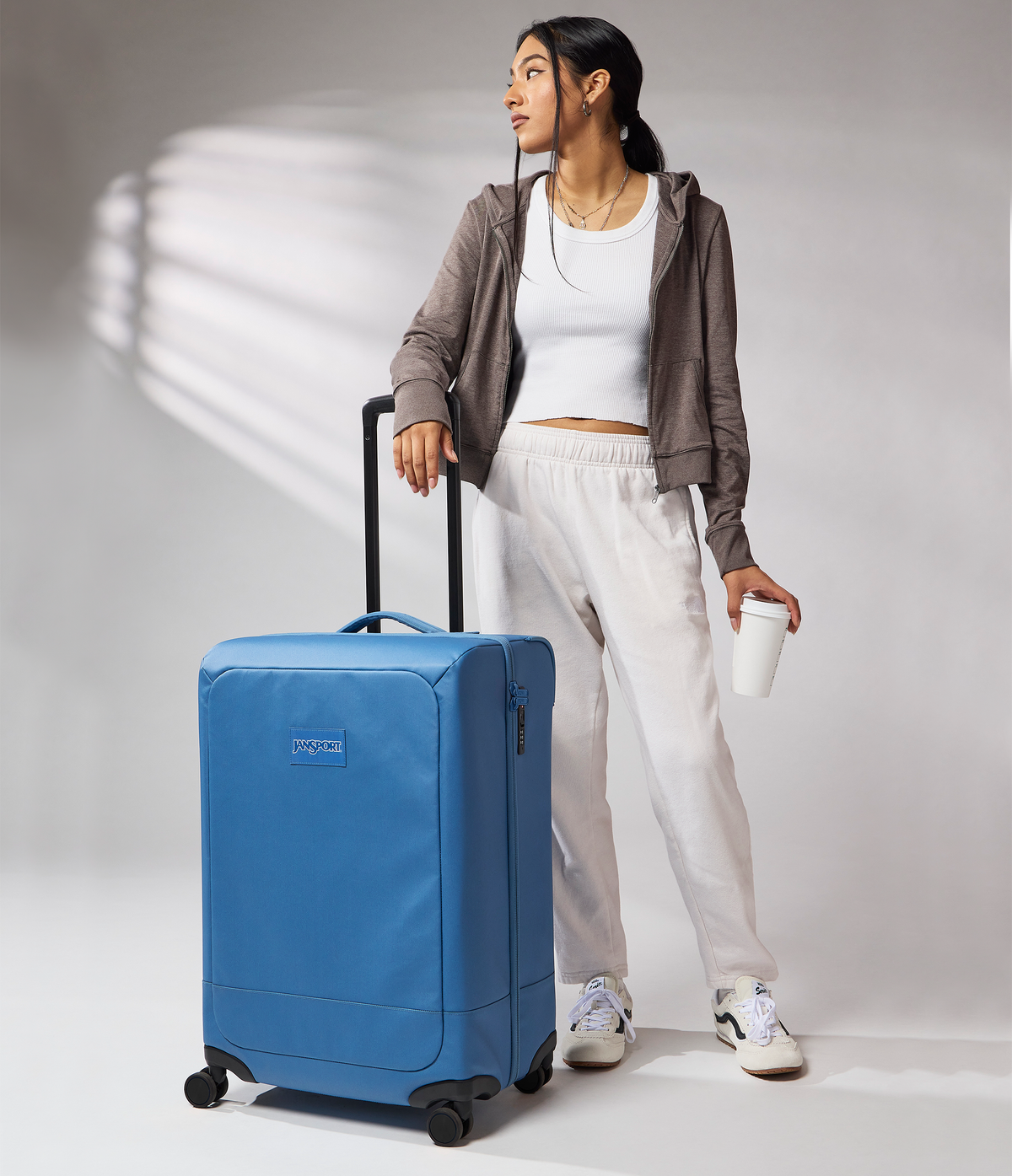 good-latitude-26-checked-f2 JS0A8E8CEW5-MODEL.png
